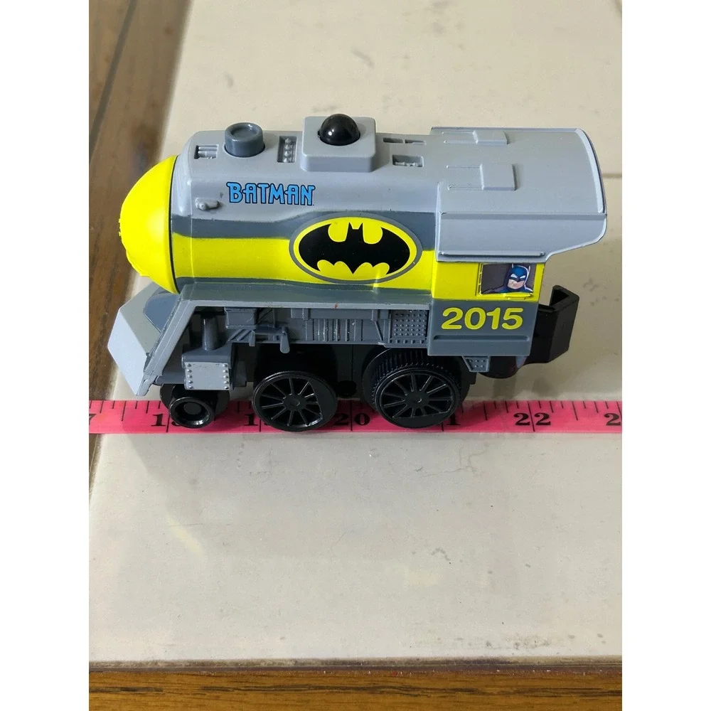 Fisher-Price Imaginext DC Super Friends Batman Toy Train Engine Gray Yellow 2015